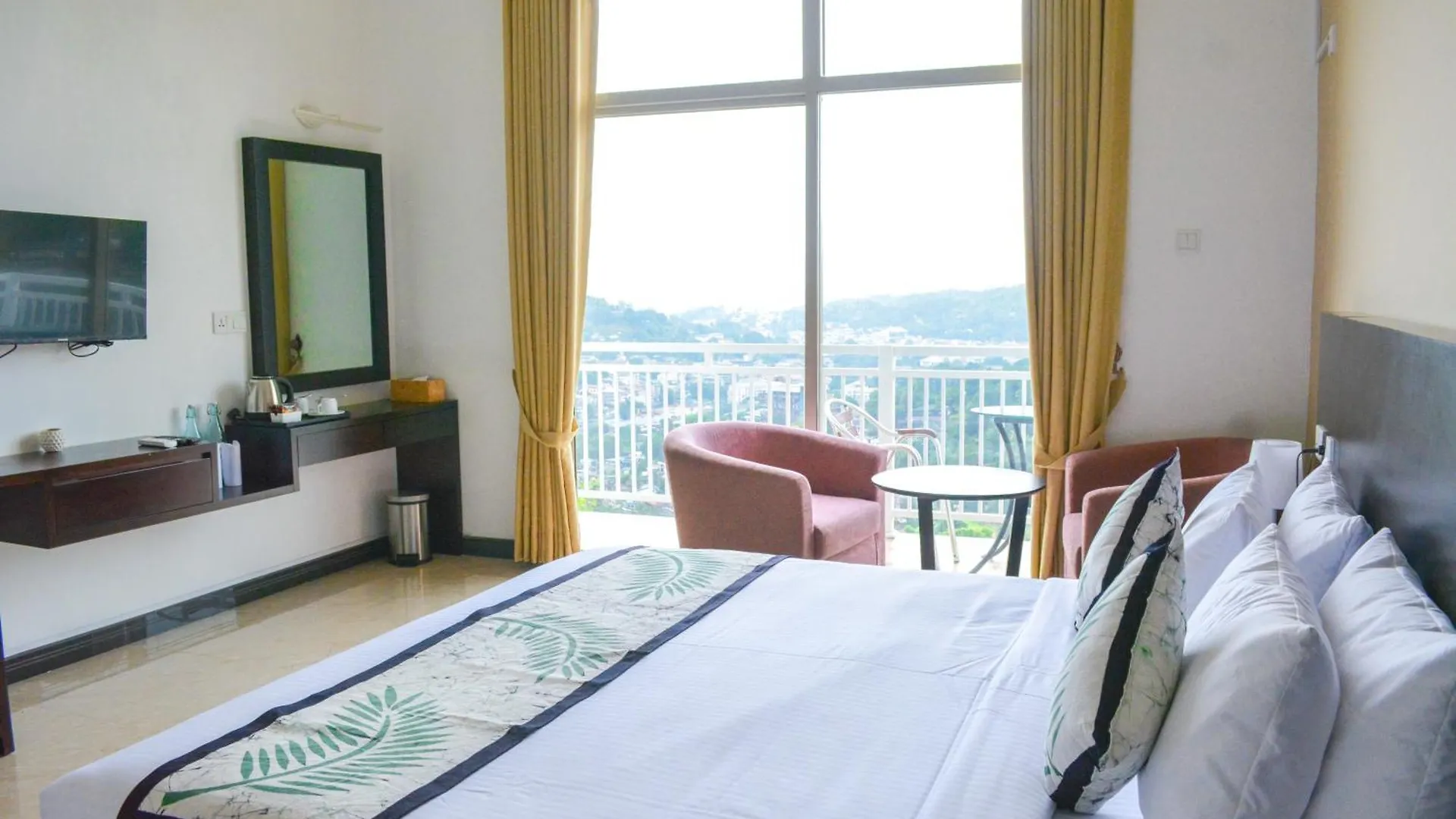 Hotel Hill Paradise Hanthana Kandy
